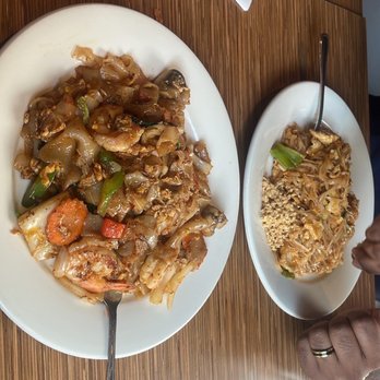 San Aroy Thai Kitchen - Kimao - Thai Near Me - Astoria, New York San Aroy Thai Kitchen - Kimao - Thai Near Me - Astoria, New York
