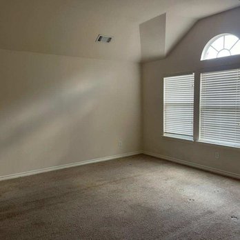 RealtyCleans - A room with a window - Home Cleaning Near Me - Irving, Texas RealtyCleans - A room with a window - Home Cleaning Near Me - Irving, Texas