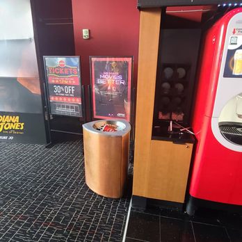 AMC CLASSIC Mill Plain 8 - A little messy by the drinks but I blame the people not the staff. - Cinema Near Me - Vancouver, Washington AMC CLASSIC Mill Plain 8 - A little messy by the drinks but I blame the people not the staff. - Cinema Near Me - Vancouver, Washington