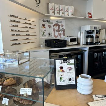Coffee For Sasquatch - The counter - Coffee & Tea Near Me - Los Angeles, California Coffee For Sasquatch - The counter - Coffee & Tea Near Me - Los Angeles, California