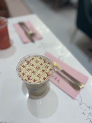 Café Lola by null