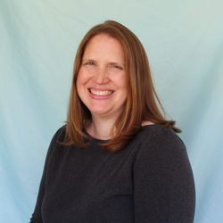 Talk To Me Therapy - Laura Vetter OTR/L (Occupational Therapist)