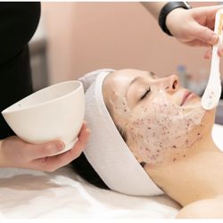 Marbella Cosmetic Beauty - HYDRATION FACIAL