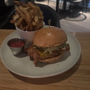 Moxies - Crispy Chicken Sandwich - Cocktail Bars Near Me - Houston, Texas