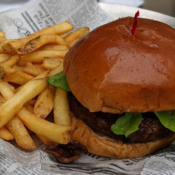 Dexter's Pub - Mushroom burger - American Near Me - Dexter, Michigan