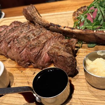 Michael Jordan's Steak House - Chicago - Steakhouses Near Me - Chicago, Illinois Michael Jordan's Steak House - Chicago - Steakhouses Near Me - Chicago, Illinois