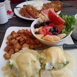 Eggs Benedict