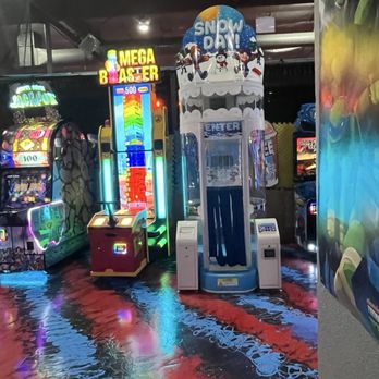 Aerozone Trampoline Park - Arcade games - Trampoline Parks Near Me - Fresno, California Aerozone Trampoline Park - Arcade games - Trampoline Parks Near Me - Fresno, California