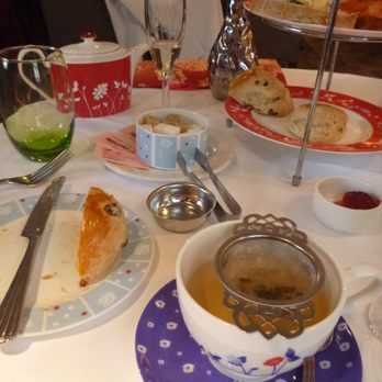 Amba Hotel - Hotels Near Me - London, XGL