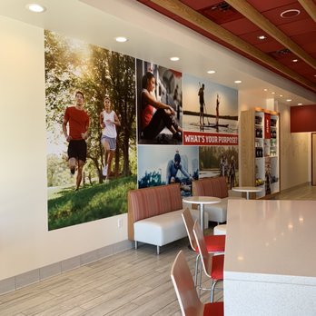 Smoothie King - Padded benches near tables. - Juice Bars & Smoothies Near Me - Fleming Island, Florida