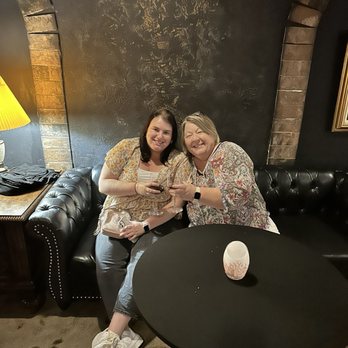 Wine Down On Market - Wine Bars Near Me - Parkersburg, West Virginia Wine Down On Market - Wine Bars Near Me - Parkersburg, West Virginia