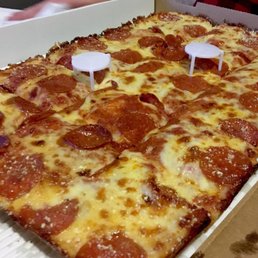 XL pepperoni XL pepperoni