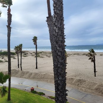 Mandalay Beach - Beaches Near Me - Oxnard, California