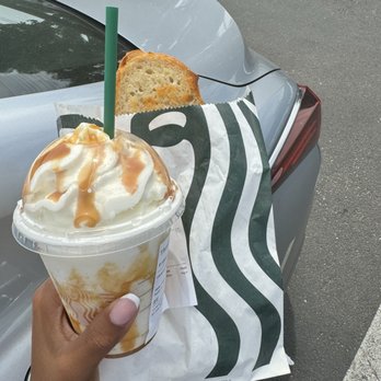 Starbucks - Vanilla bean frappe - Coffee & Tea Near Me - Chatsworth, California Starbucks - Vanilla bean frappe - Coffee & Tea Near Me - Chatsworth, California