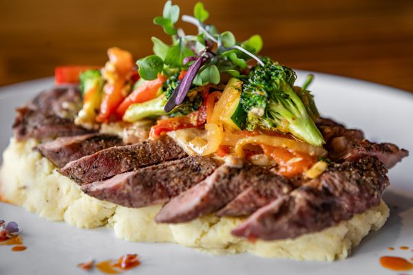 Mission Ave Bar and Grill by null