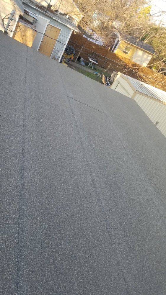 Slide of Kiaas Roofing