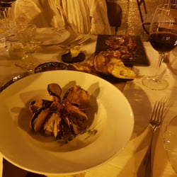 El Bistro - Fried aubergines with hummus