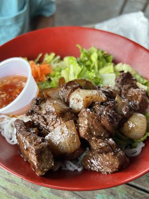 Hughie's Tavern & Viet Grill by null