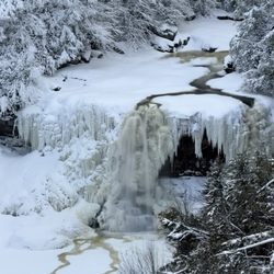 Blackwater Falls State Park - Blackwater Falls frozen over from the Gentle Trail