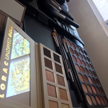 GG Dolls Makeup - Pigments everywhere. - Makeup Artists Near Me GG Dolls Makeup - Pigments everywhere. - Makeup Artists Near Me