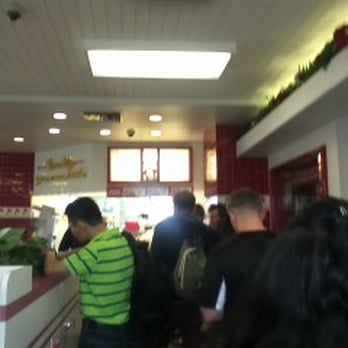 In-N-Out Burger - long lines - Fast Food Near Me - Milpitas, California In-N-Out Burger - long lines - Fast Food Near Me - Milpitas, California