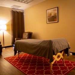 Above & Beyond Acupuncture