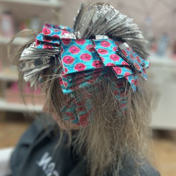 Lululizzie Salón - Hair Stylists Near Me - Austin, Texas Lululizzie Salón - Hair Stylists Near Me - Austin, Texas