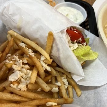 Black Olive Mediterranean Cuisine - Chicken gyro - Persian/Iranian Near Me - Everett, Washington Black Olive Mediterranean Cuisine - Chicken gyro - Persian/Iranian Near Me - Everett, Washington