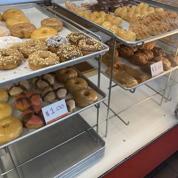 Windfall Donuts & Sandwiches - Donuts Near Me - Fresno, California Windfall Donuts & Sandwiches - Donuts Near Me - Fresno, California