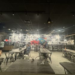 F&F Japanese Grill - Inside