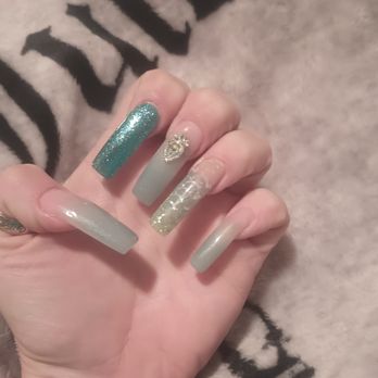 Lee Nails - Nail Salons Near Me - Cincinnati, Ohio Lee Nails - Nail Salons Near Me - Cincinnati, Ohio