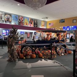 Gallery Cinemas - Decked out for Fall