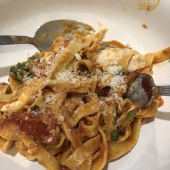 Ciao Ristorante - Wow Fettuccine Pommodoro! - Pizza Near Me - Miami, Florida
