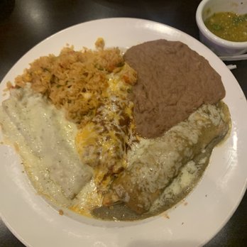 Dos Salsas - Memito's Enchiladas - Tex-Mex Near Me - Austin, Texas