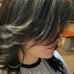 Styling Studio - Cut by Robert lam