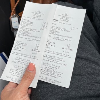 ALDI - Needed a refund worker didn't listen to a word I said, charged me for the next customers loaf of bread. - Grocery Near Me - Pico Rivera, California