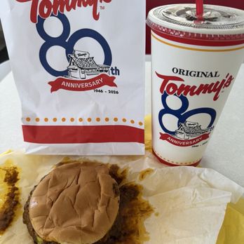 Original Tommy's - Cheeseburger with a large Pepsi. Oh yeah, get ready for that messy goodness! Just FYI, the napkin dispenser is near the cash register. - Burgers Near Me - Fountain Valley, California Original Tommy's - Cheeseburger with a large Pepsi. Oh yeah, get ready for that messy goodness! Just FYI, the napkin dispenser is near the cash register. - Burgers Near Me - Fountain Valley, California