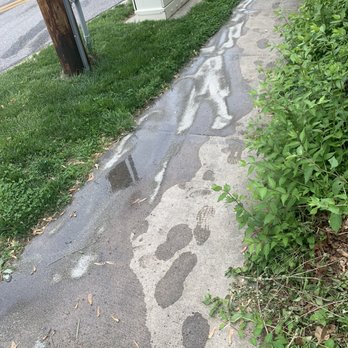 Willey Disposal - Footprints of the driver who left - Dumpster Rental Near Me - Cleveland, Missouri Willey Disposal - Footprints of the driver who left - Dumpster Rental Near Me - Cleveland, Missouri