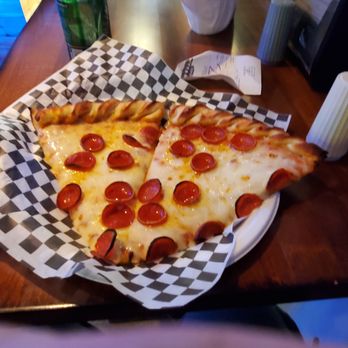 322 Pizza Bar - One of the best slices ever! - Pizza Near Me - Las Vegas, Nevada 322 Pizza Bar - One of the best slices ever! - Pizza Near Me - Las Vegas, Nevada
