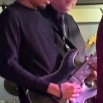 Buddy Guy's Legends - Boiling Point guitarist - Jazz & Blues Near Me - Chicago, Illinois