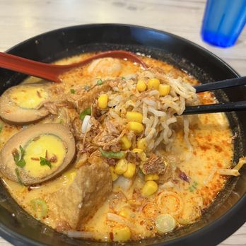 Uncle Fung Borneo Eatery - Laksa Mee in their fancy new bowl! - Indonesian Near Me - Long Beach, California Uncle Fung Borneo Eatery - Laksa Mee in their fancy new bowl! - Indonesian Near Me - Long Beach, California