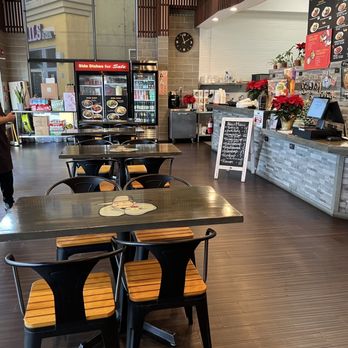 Ttobongee chicken - Inside - Korean Near Me - Tracy, California