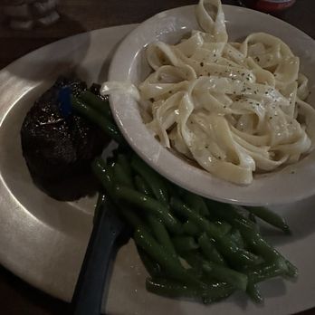 Bob Chinn's Crab House - 6 oz Filet - Seafood Near Me - Wheeling, Illinois