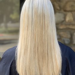 Willow & Edge Salon & Spa