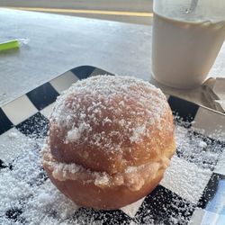 Uncle Kimo’s Coffee Shop - Guava malasada