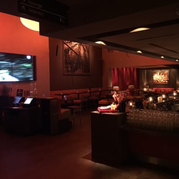 IPIC Pasadena - Cinema Near Me - Pasadena, California