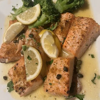 Cafe Fiore Restaurant & Lounge - Salmon and broccoli - Pizza Near Me - Cromwell, Connecticut Cafe Fiore Restaurant & Lounge - Salmon and broccoli - Pizza Near Me - Cromwell, Connecticut