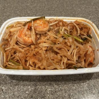 Dalis Lao Thai Cafe - Pad Thai Noodles - Thai Near Me - Sanford, Florida
