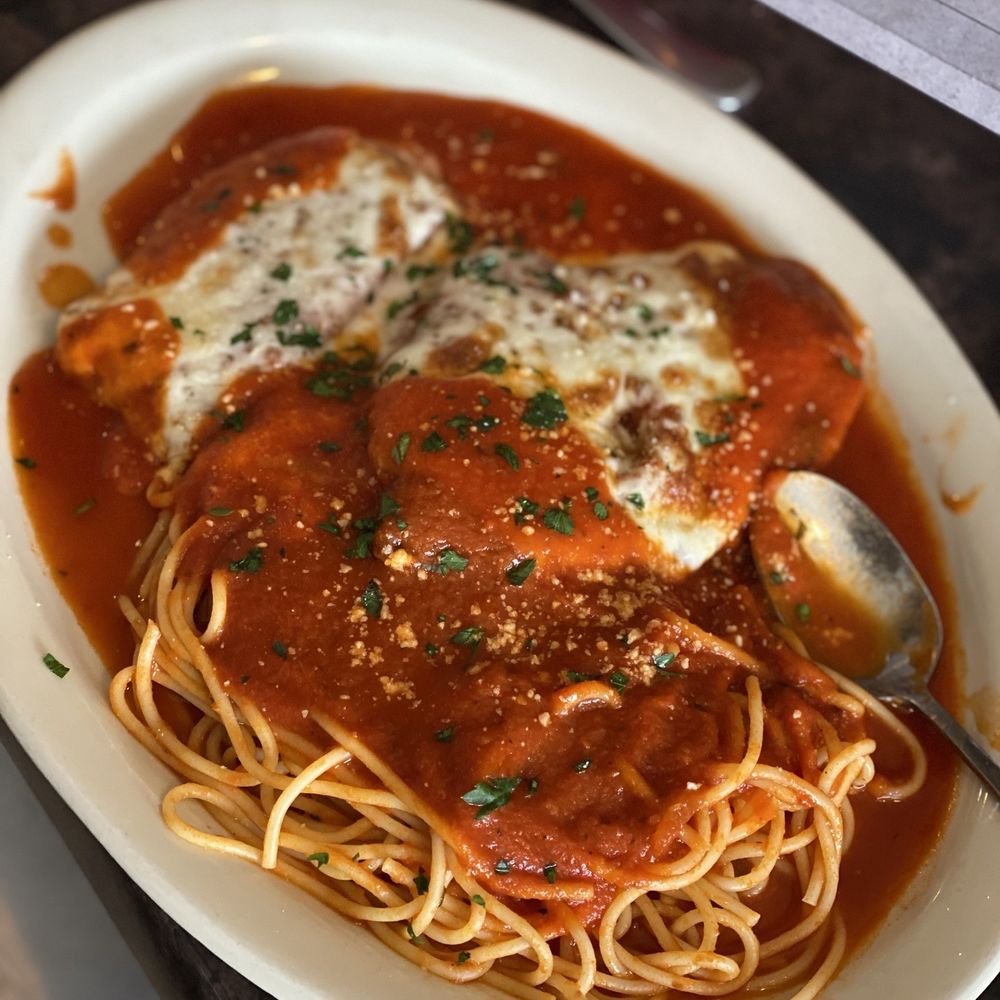 Sopranos Pizza - Chicken parmigiana - Italian Near Me - Palmyra, Pennsylvania