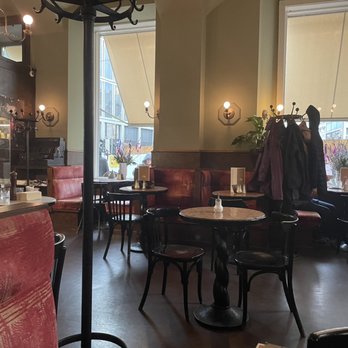 Café Eiles - Cafes Near Me - Vienna, 9